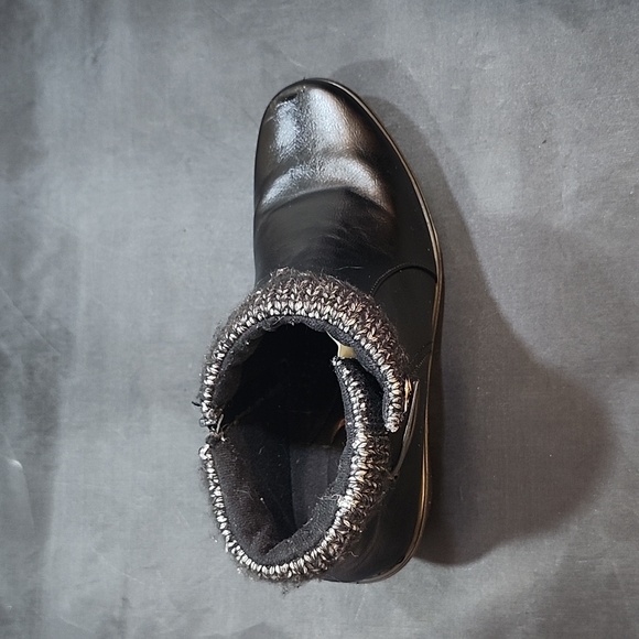 JFURY ZIPPER CLOSURE WOMEN'S ANKLE BOOTIE - Picture 14 of 15